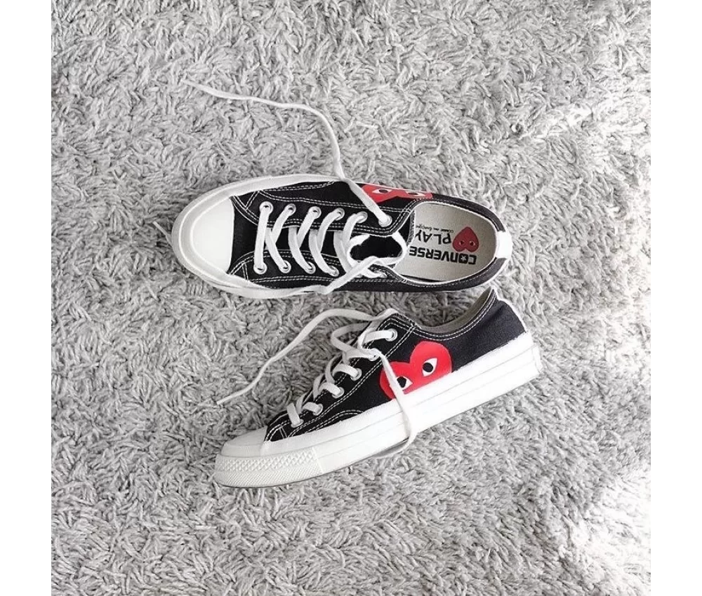 Converse x Comme des Garçons PLAY Chuck