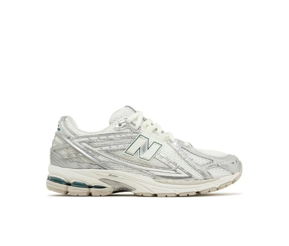 New Balance 1906R Silver Metallic Cream