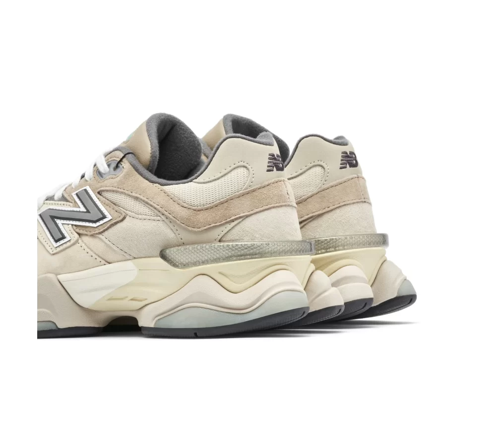 New Balance 9060 Sea Salt Surf