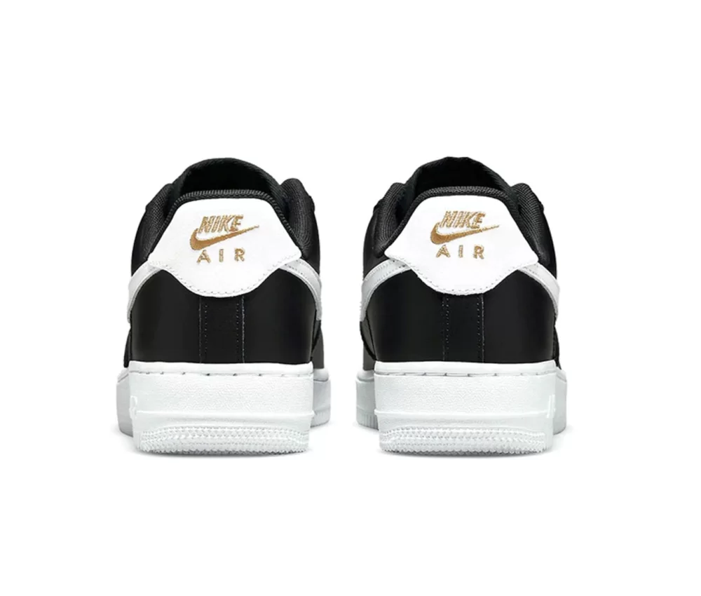 Nike Air Force 1 07 Essential Black White