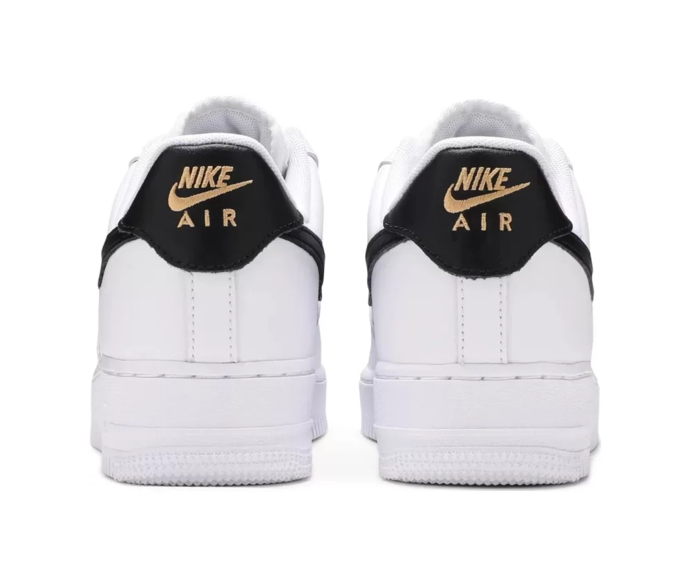 Nike Air Force 1 07 Essential White Black