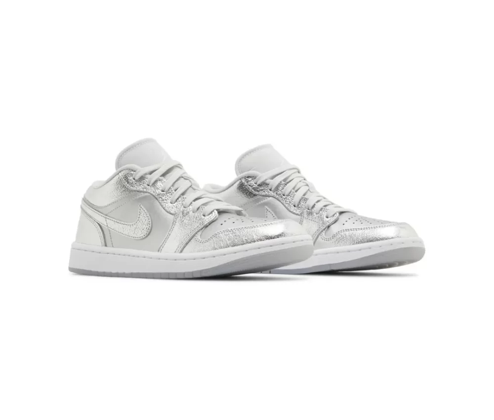 Nike Air Jordan 1 Low SE Metallic Silver