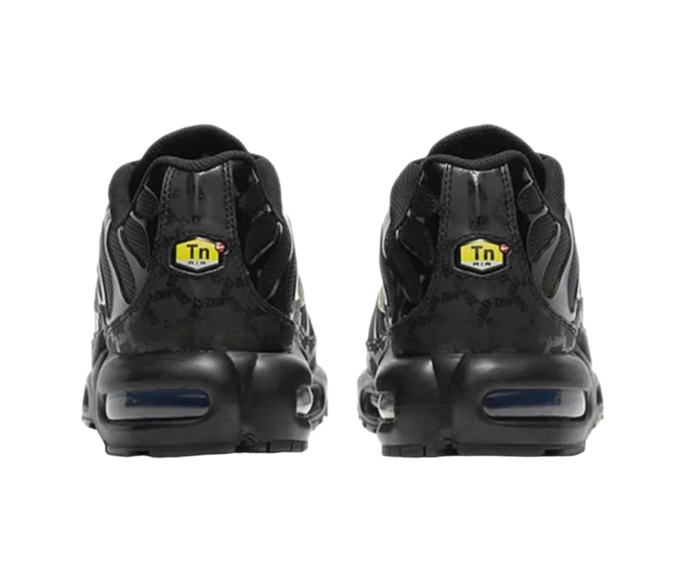 Nike Air Max Plus Black Metallic Gold