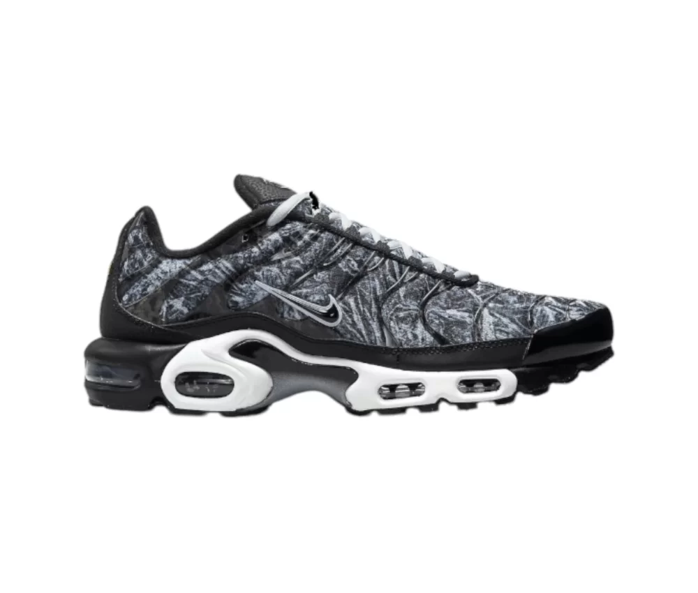 Nike Air Max Plus Dark Smoke Grey