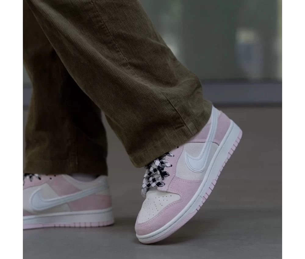 Nike Dunk Low Pink Foam