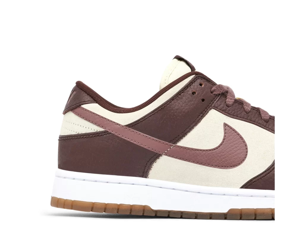 Nike Dunk Low Plum Eclipse