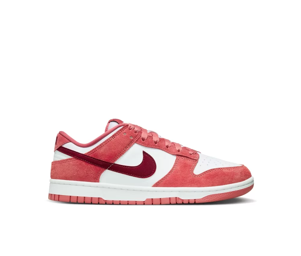 Nike Dunk Low Premium Valentines Day