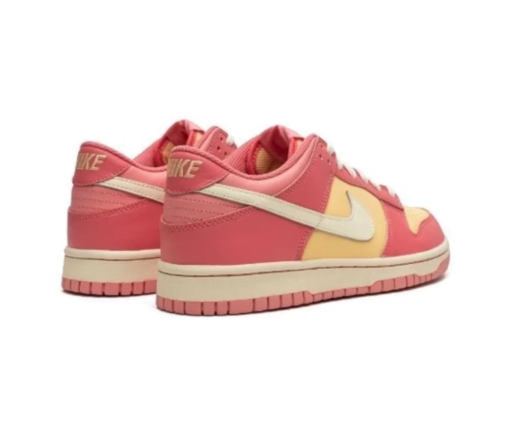 Nike Dunk Low Strawberry Peach Cream