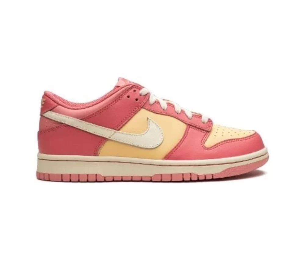 Nike Dunk Low Strawberry Peach Cream