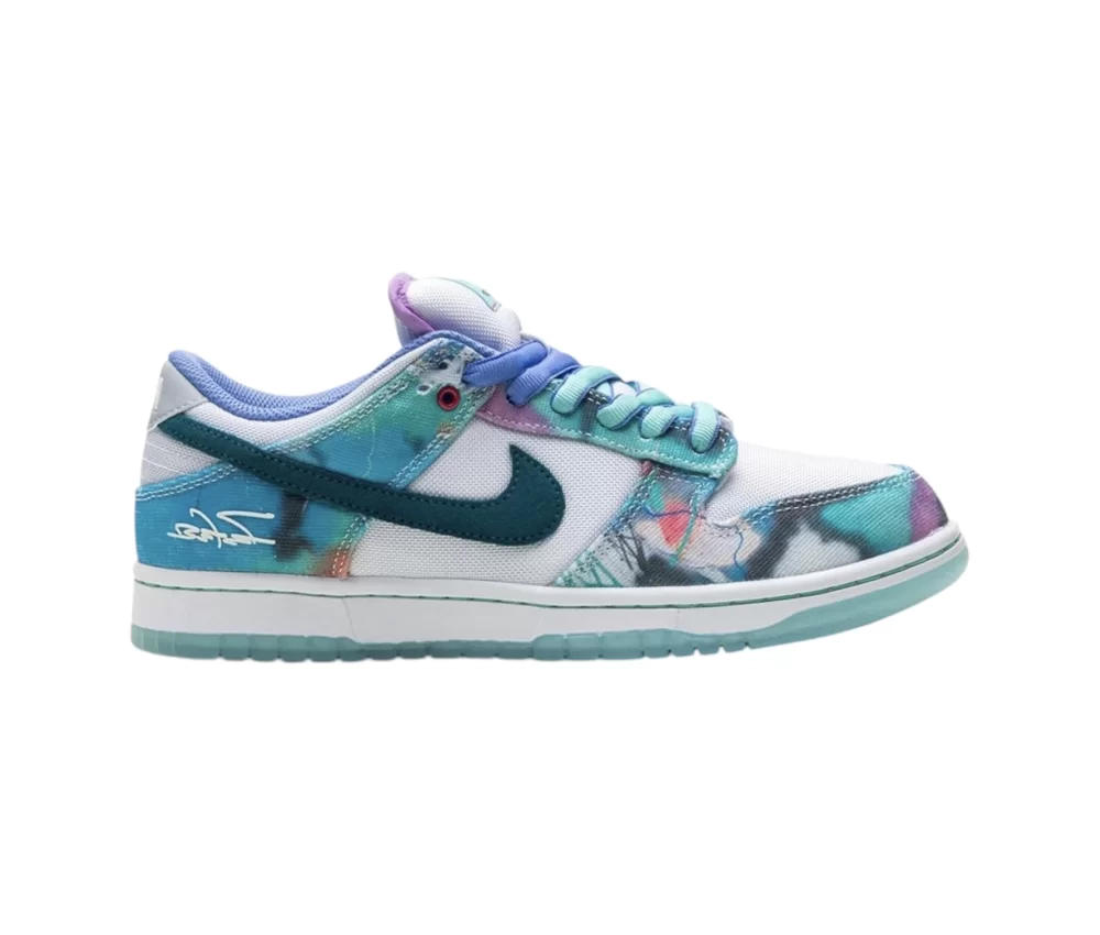 Nike SB Dunk Low Futura Laboratories Bleached Aqua