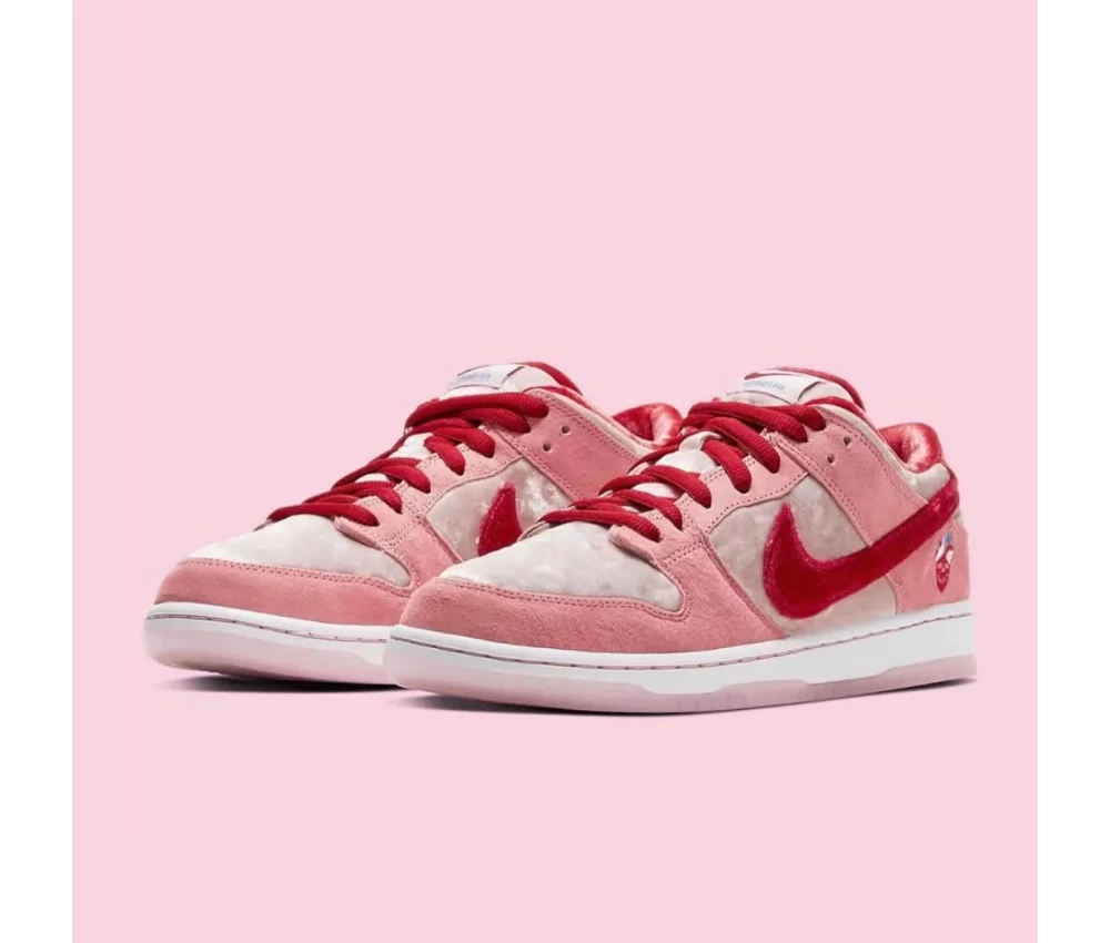 Nike SB Dunk Low StrangeLove Valentine’s Day