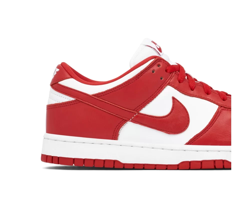 Nike SB Dunk Low University Red