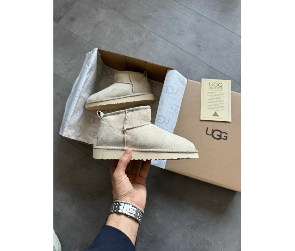 UGG Classic Ultra Mini Boot Beige