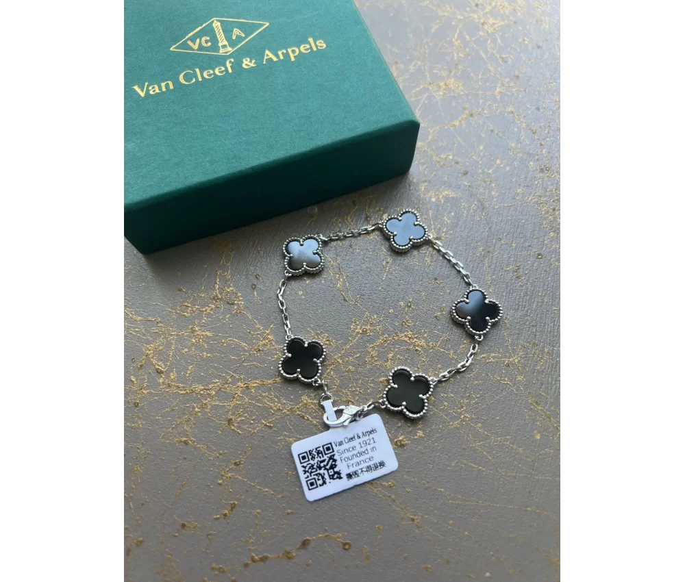 Van Cleef & Arpels Bileklik Black