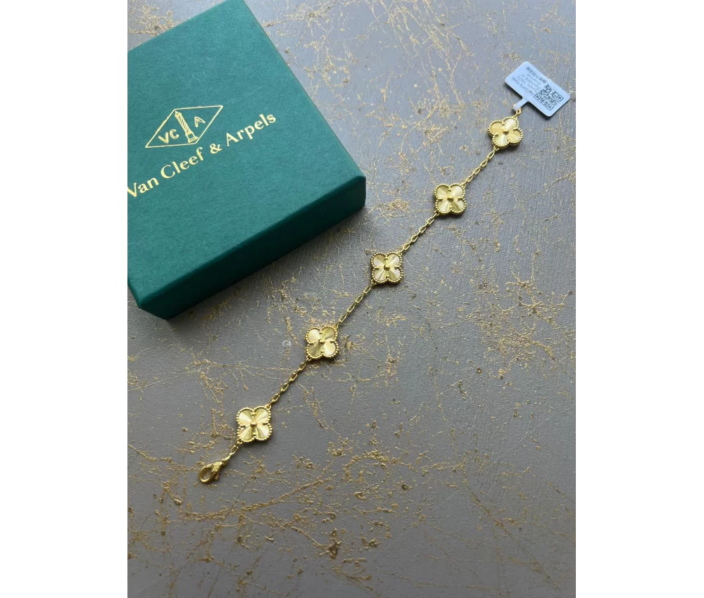 Van Cleef & Arpels Bileklik Gold