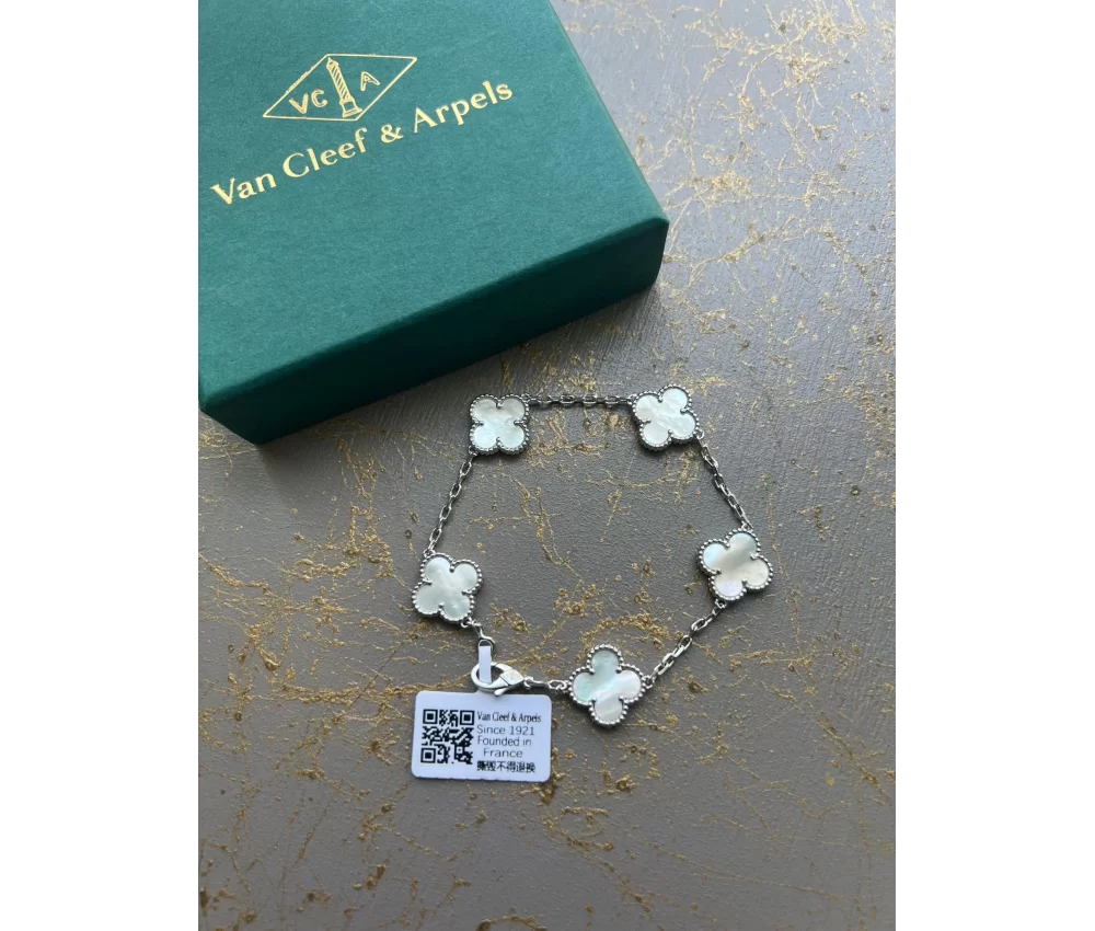 Van Cleef & Arpels Bileklik White