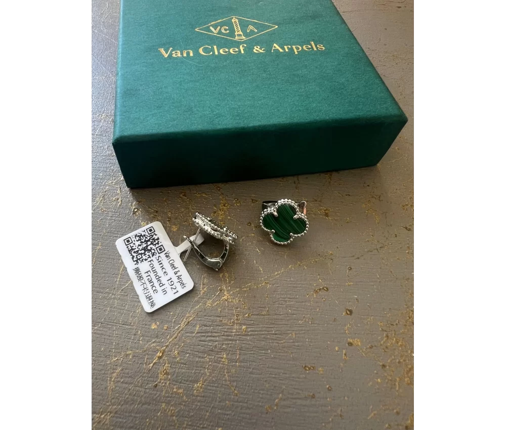 Van Cleef & Arpels Green Silver Küpe