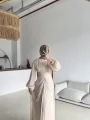Lara Abiye
