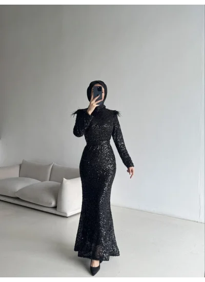 Boru Payet Omuzları Tüy Detaylı Abiye