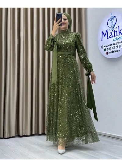 Analı Kızlı Boncuk Payet Elbise