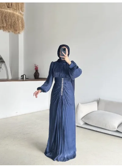 Lara Abiye