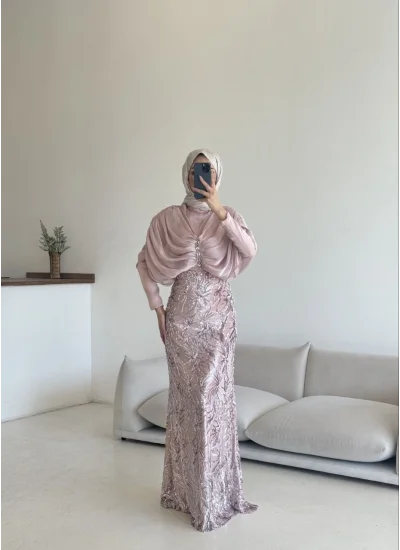 Lavinya Abiye