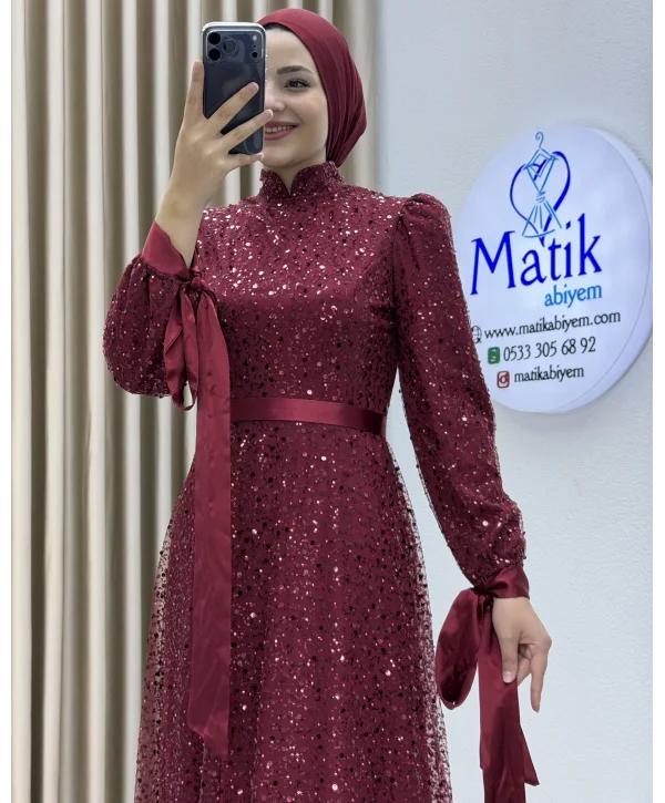 Analı Kızlı Boncuk Payet Elbise