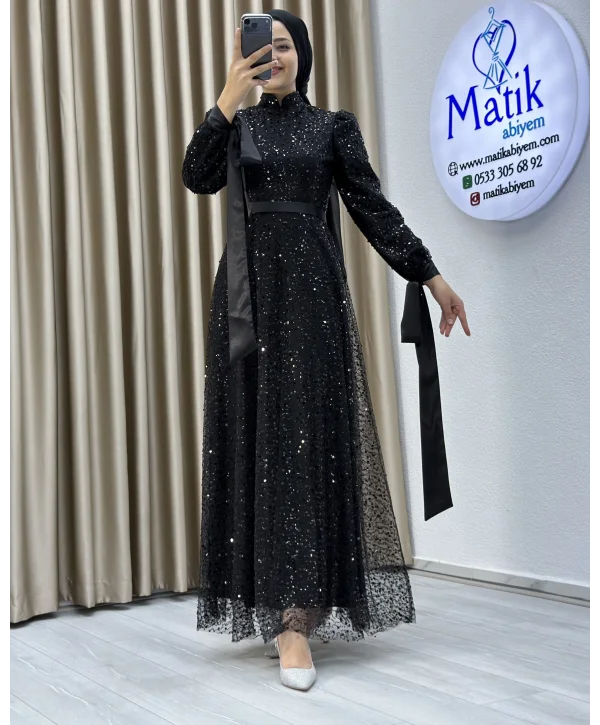 Analı Kızlı Boncuk Payet Elbise