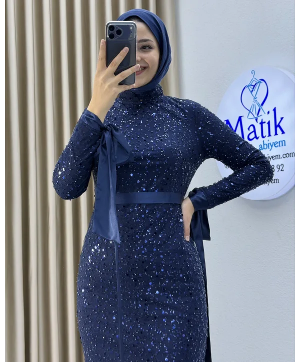 Analı Kızlı Boncuk Payet Midi Elbise