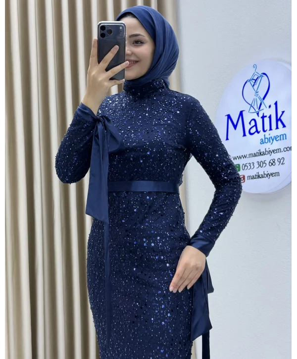Analı Kızlı Boncuk Payet Midi Elbise