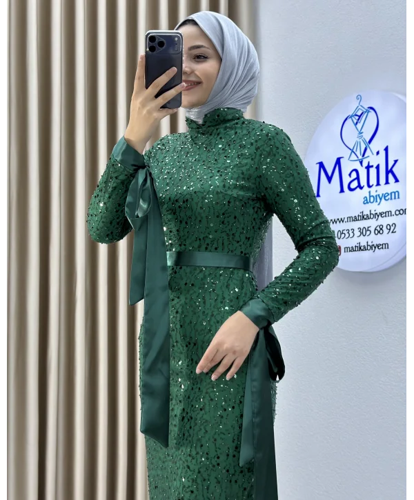 Analı Kızlı Boncuk Payet Midi Elbise