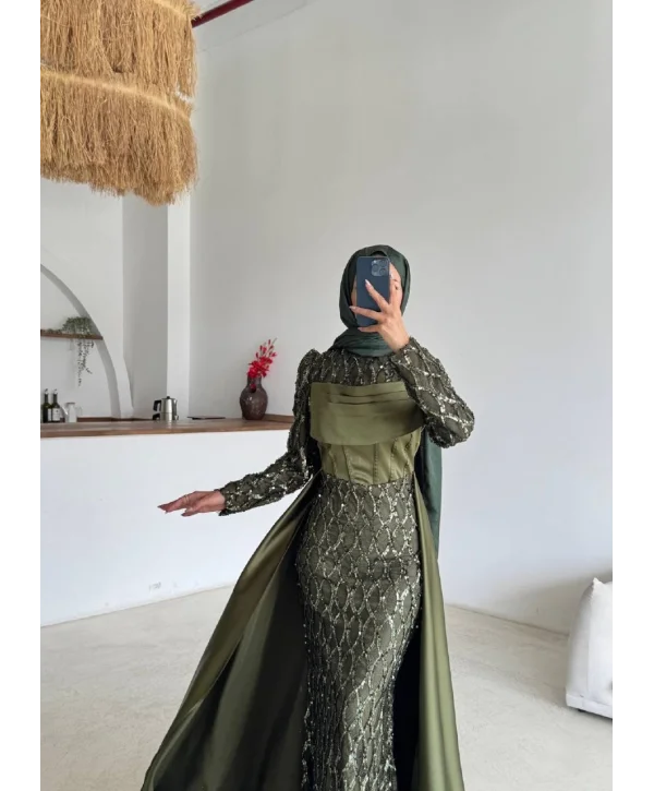 Beril Abiye