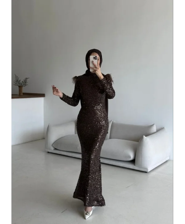 Boru Payet Omuzları Tüy Detaylı Abiye