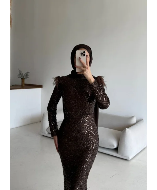 Boru Payet Omuzları Tüy Detaylı Abiye