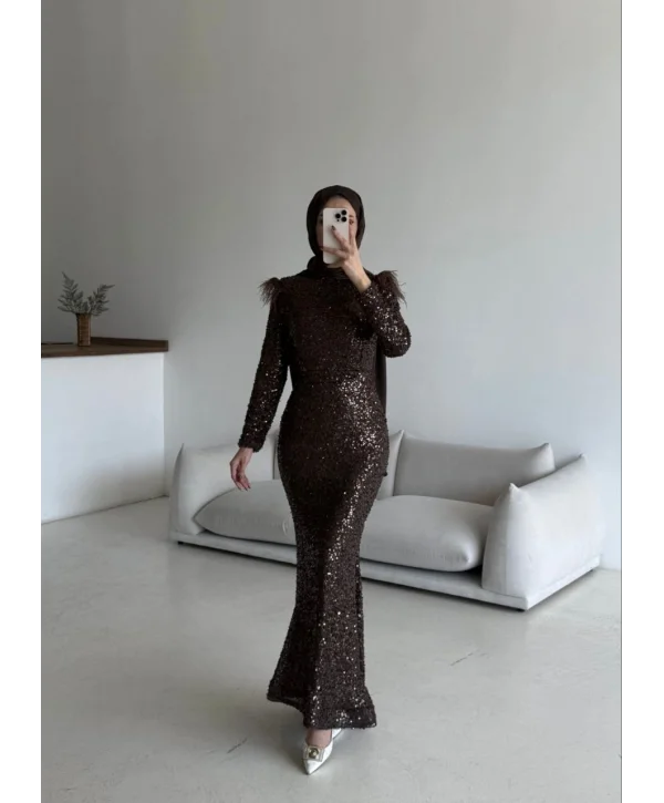 Boru Payet Omuzları Tüy Detaylı Abiye