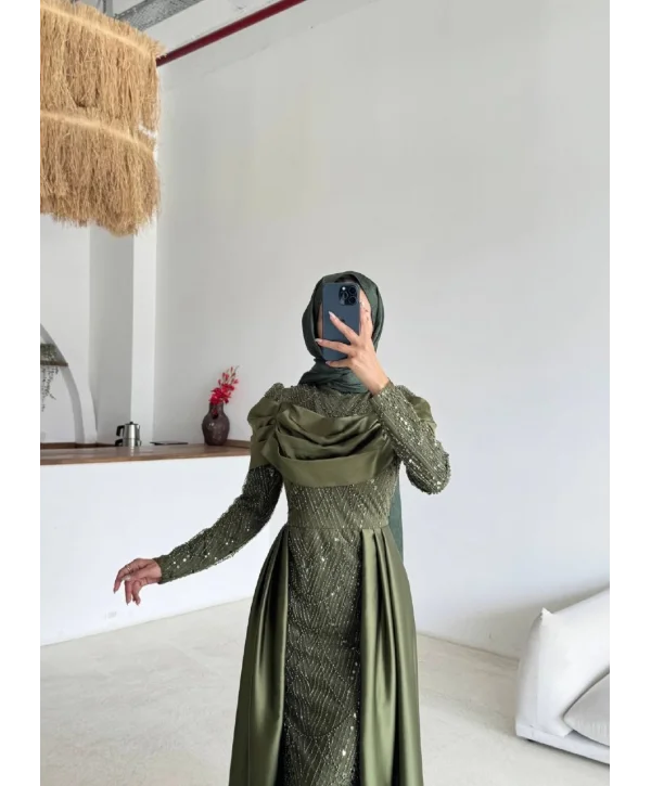 Eliz Abiye