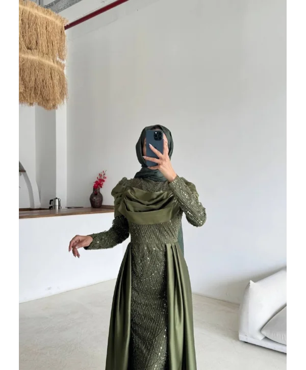 Eliz Abiye