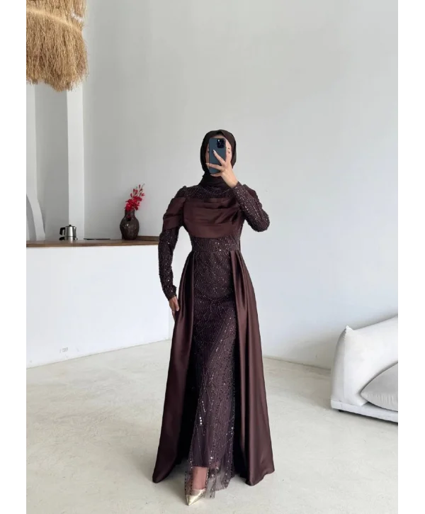 Eliz Abiye