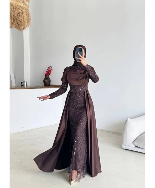 Eliz Abiye