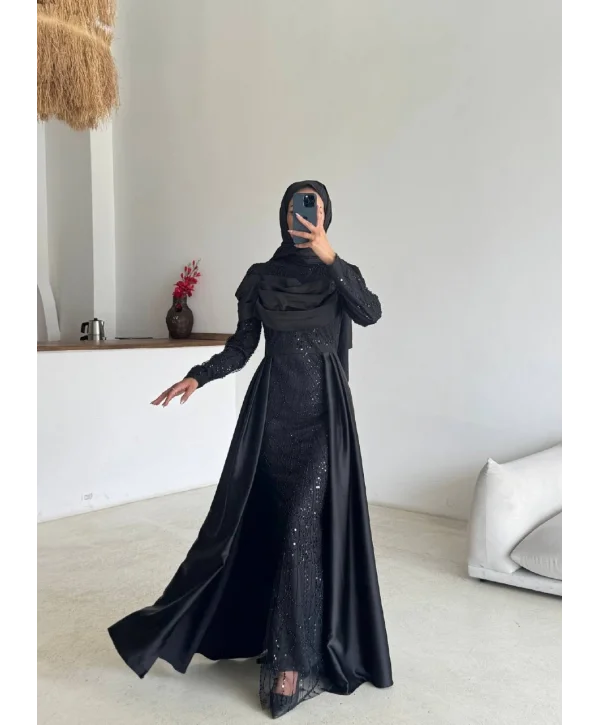 Eliz Abiye