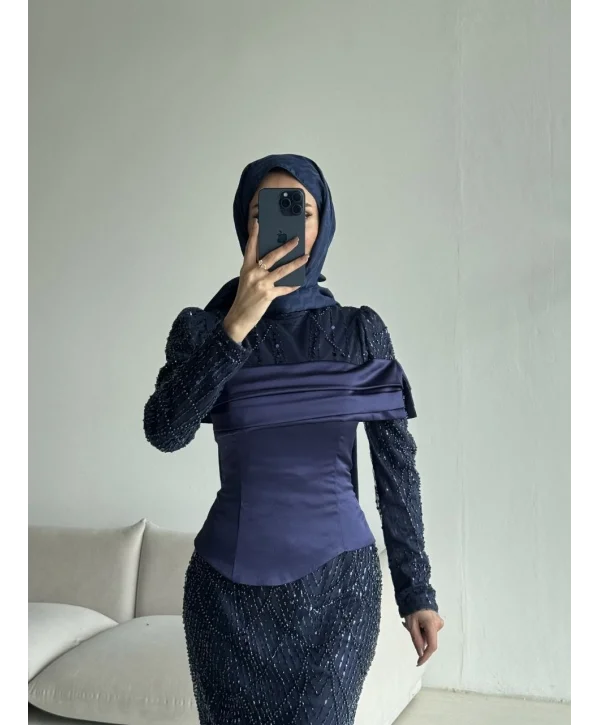 Glow Abiye