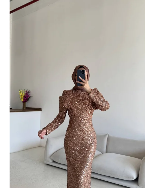 Işıl Abiye