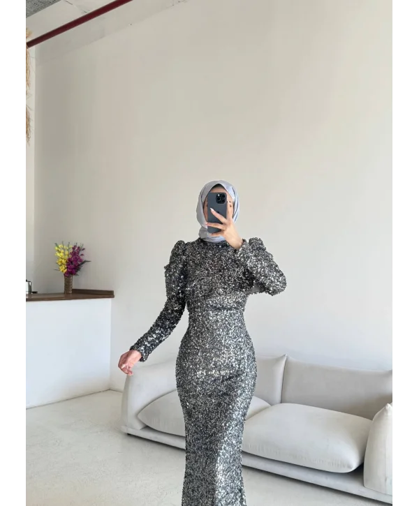 Işıl Abiye