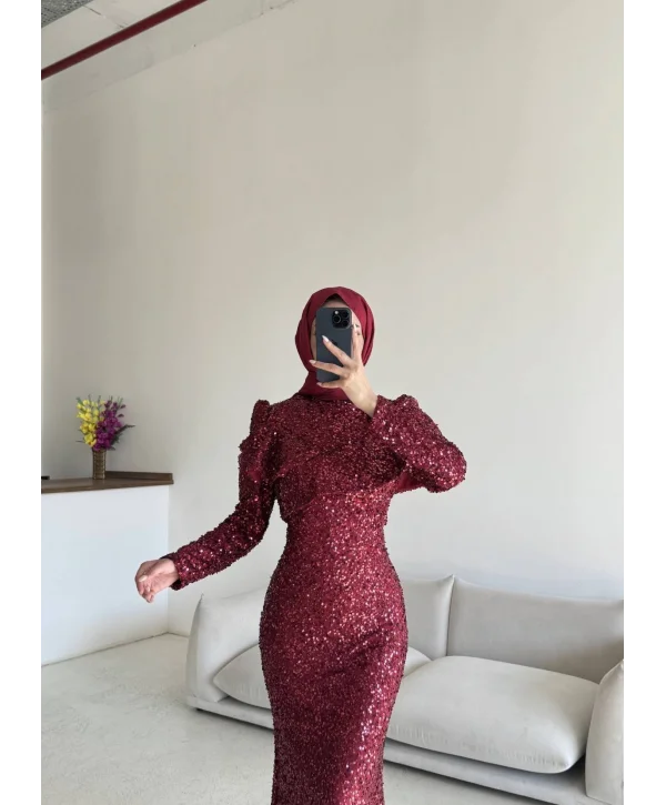 Işıl Abiye