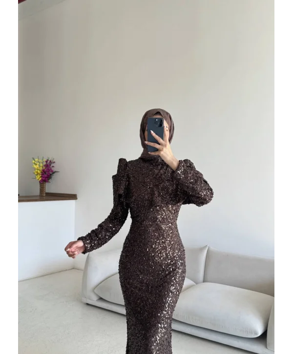 Işıl Abiye
