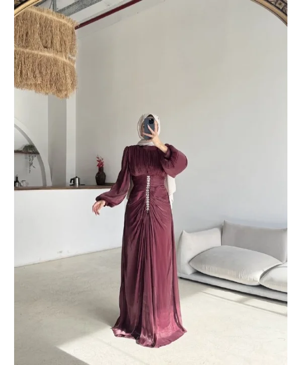 Lara Abiye