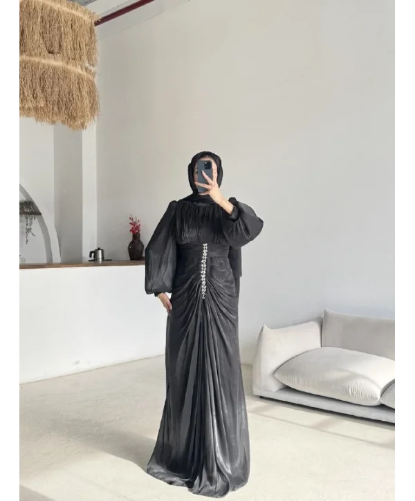 Lara Abiye