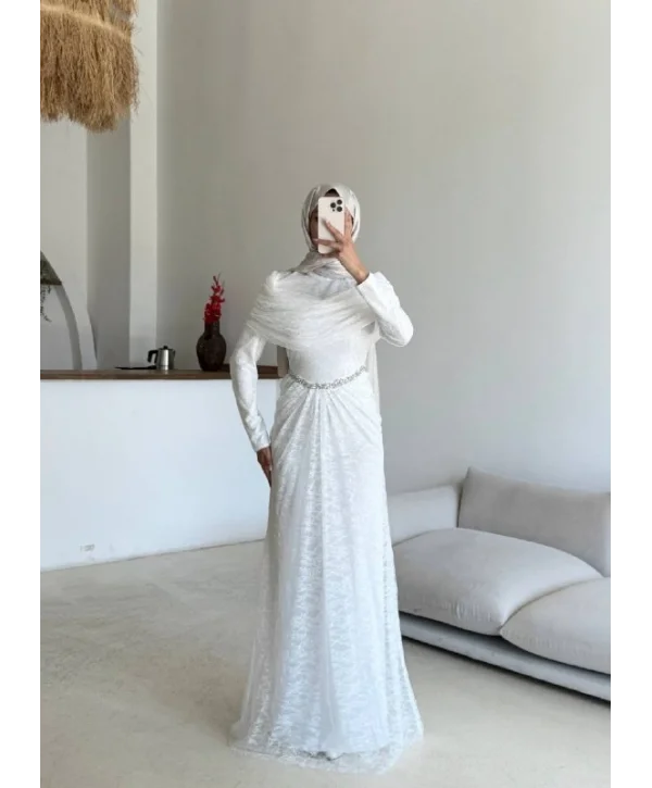 Nilsu Elbise