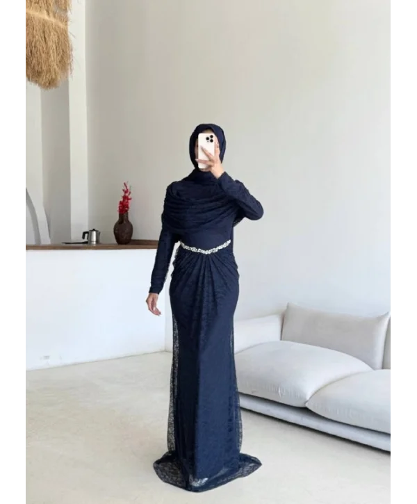 Nilsu Elbise