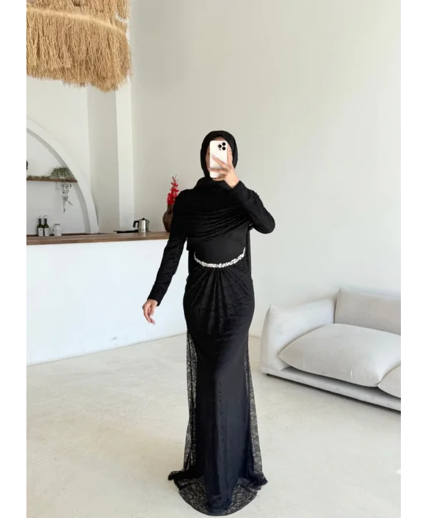Nilsu Elbise